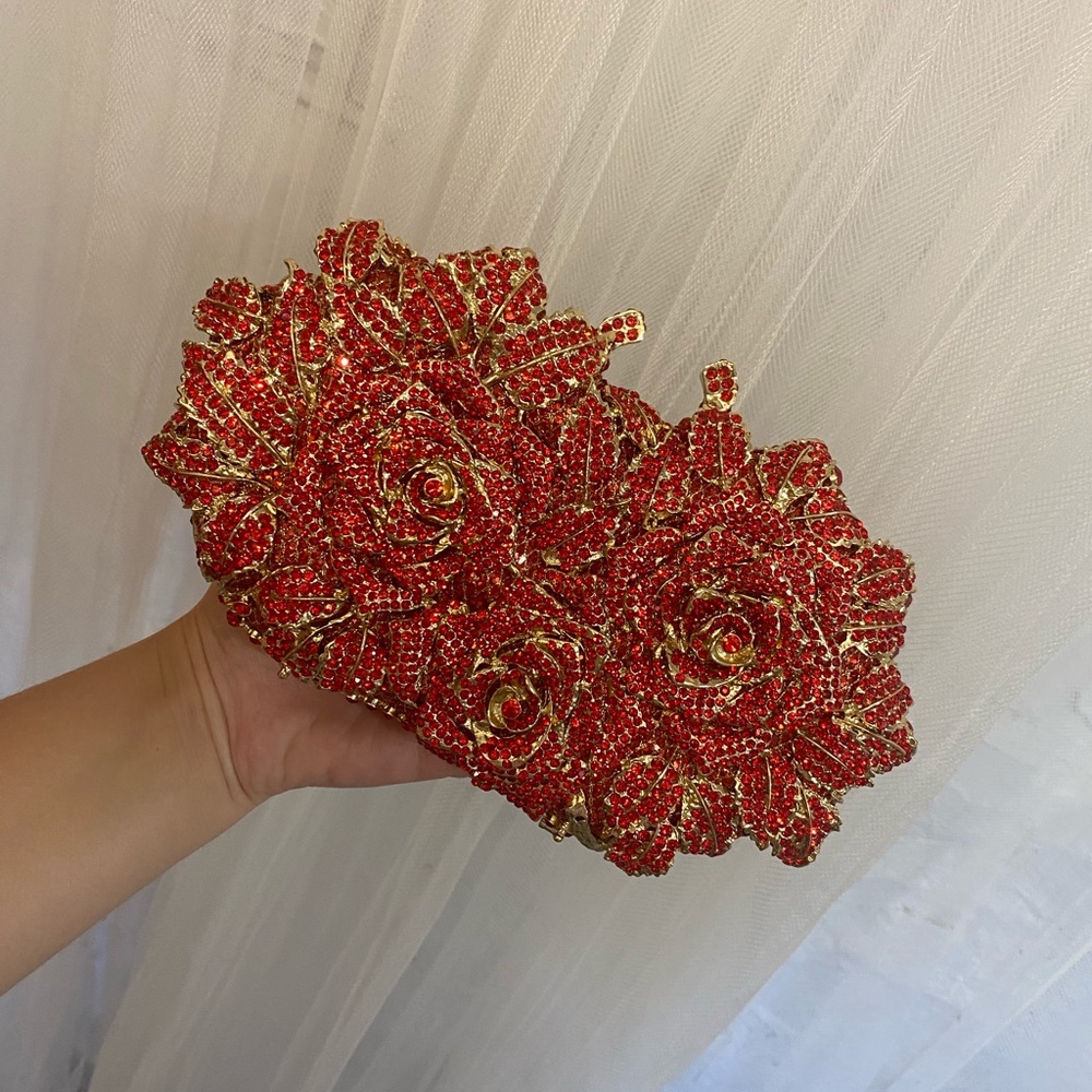 RED ROSE CRYSTAL CLUTCH